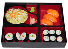 B10. Salát, 3 ks nigiri, 6 ks maki, 4 ks futo maki - 189 Kč